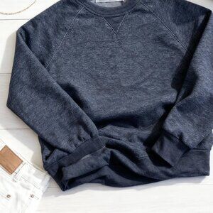 Boat HOUSE Apparel size L soft cuddly blue sweatshirt In Excellent Condition